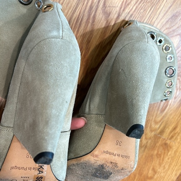 IRO x REVOLVE SUDEKA BOOTS Light Khaki suede pull on size 38 women’s - Picture 10 of 13